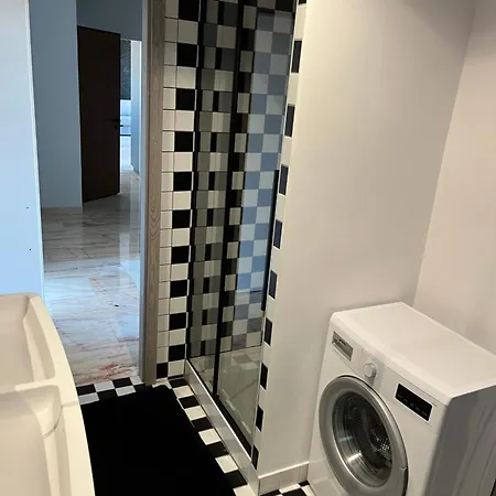 Apartament Nero Nettuno